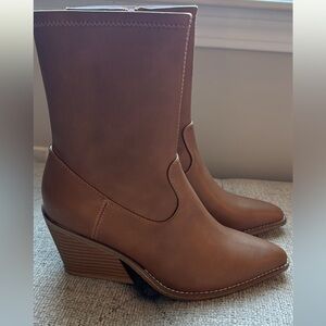 Brown/Tan Aubree boot
